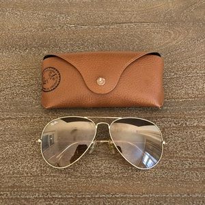 Gold Aviator Raybans